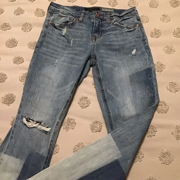 Aeropostale Ankle Straight Jeans. Distressed,Frayed Hem, Color Blocking.  Sz 2 - Picture 5 of 11